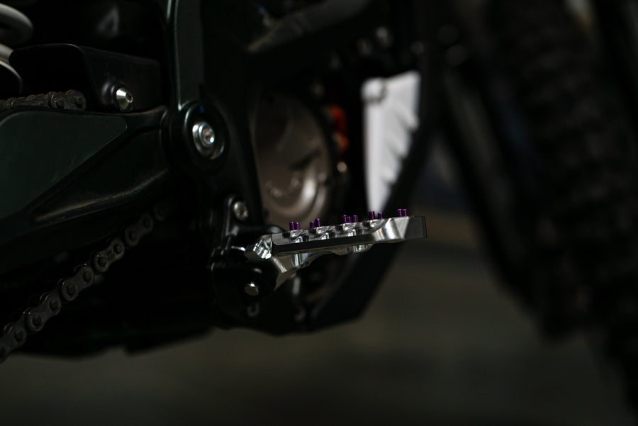 Prickly Foot Pegs MX for Ultra Bee